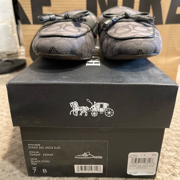 Barely Used COACH Jacquard Slides Women’s Size 7US - Picture 2 of 5